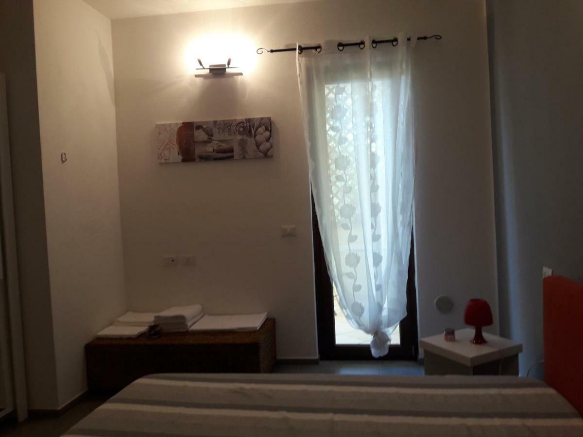 Lucrezia Apartment Валледория Экстерьер фото